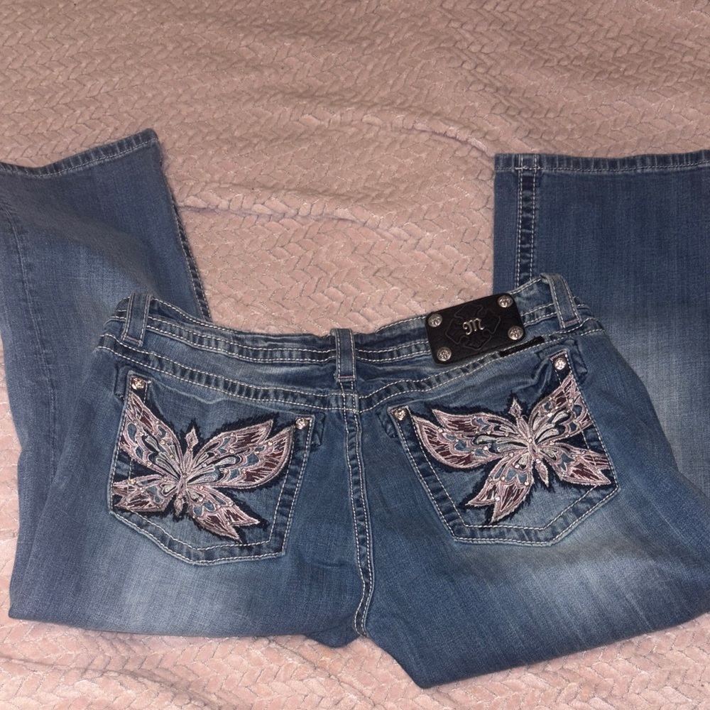 Miss Me Embroidered Blue Capri